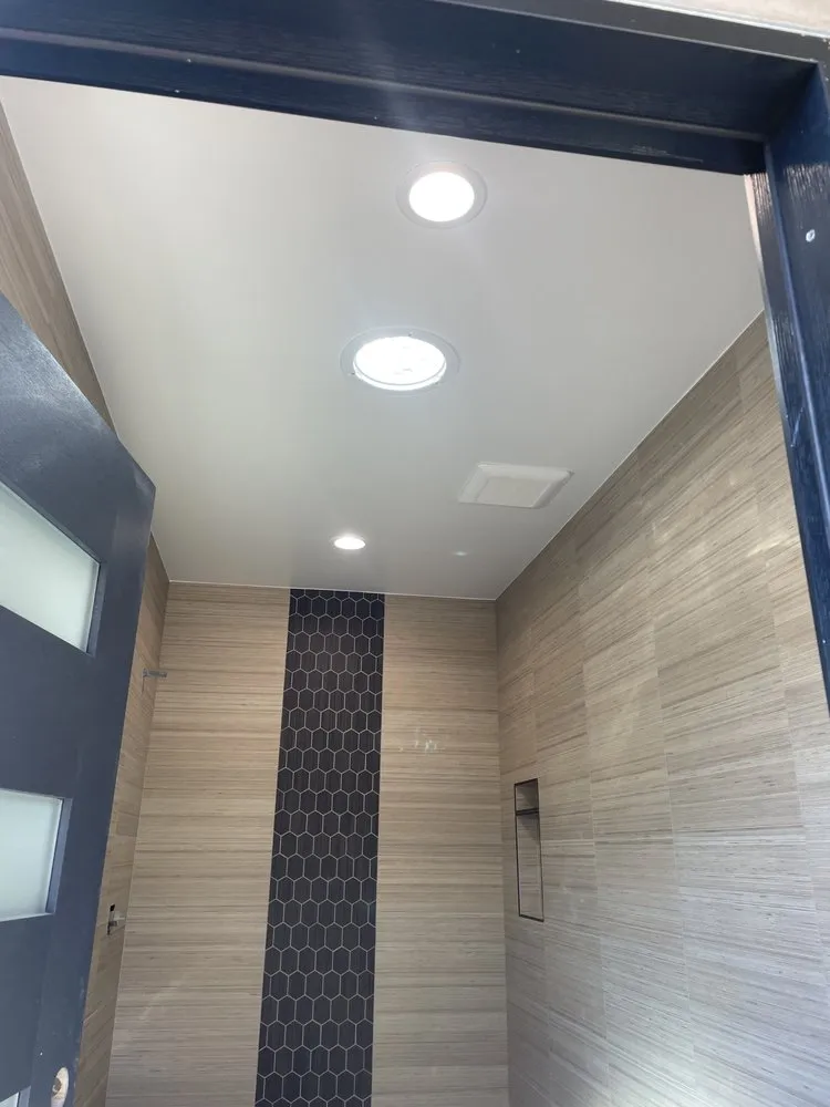 Certified electrician providing circuit breaker repair in San Fernando Valley, CA - HM Electric