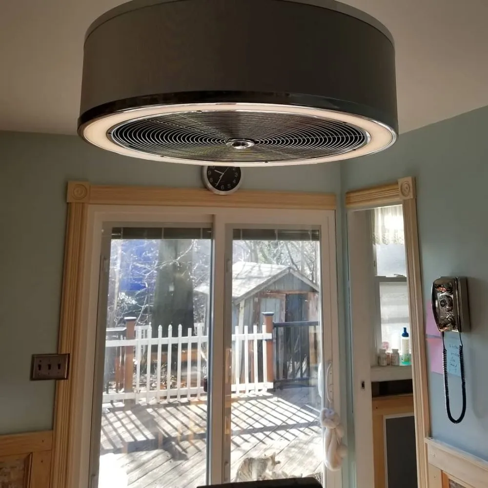 Slide of H&M Electrical Services