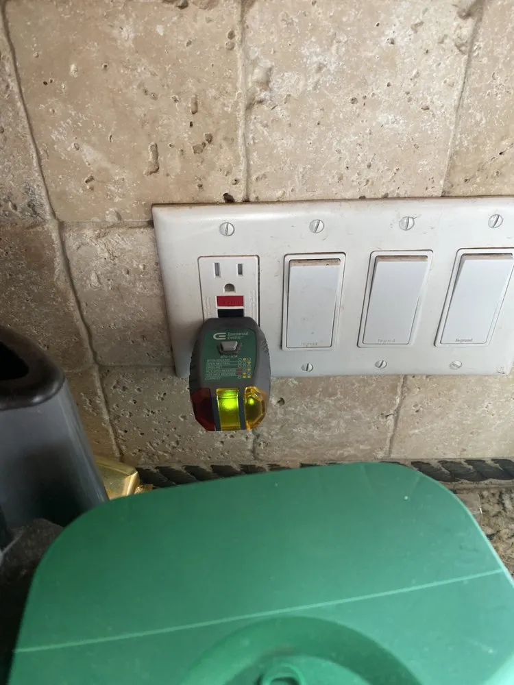 Slide of H&M Electrical Wiring Pro