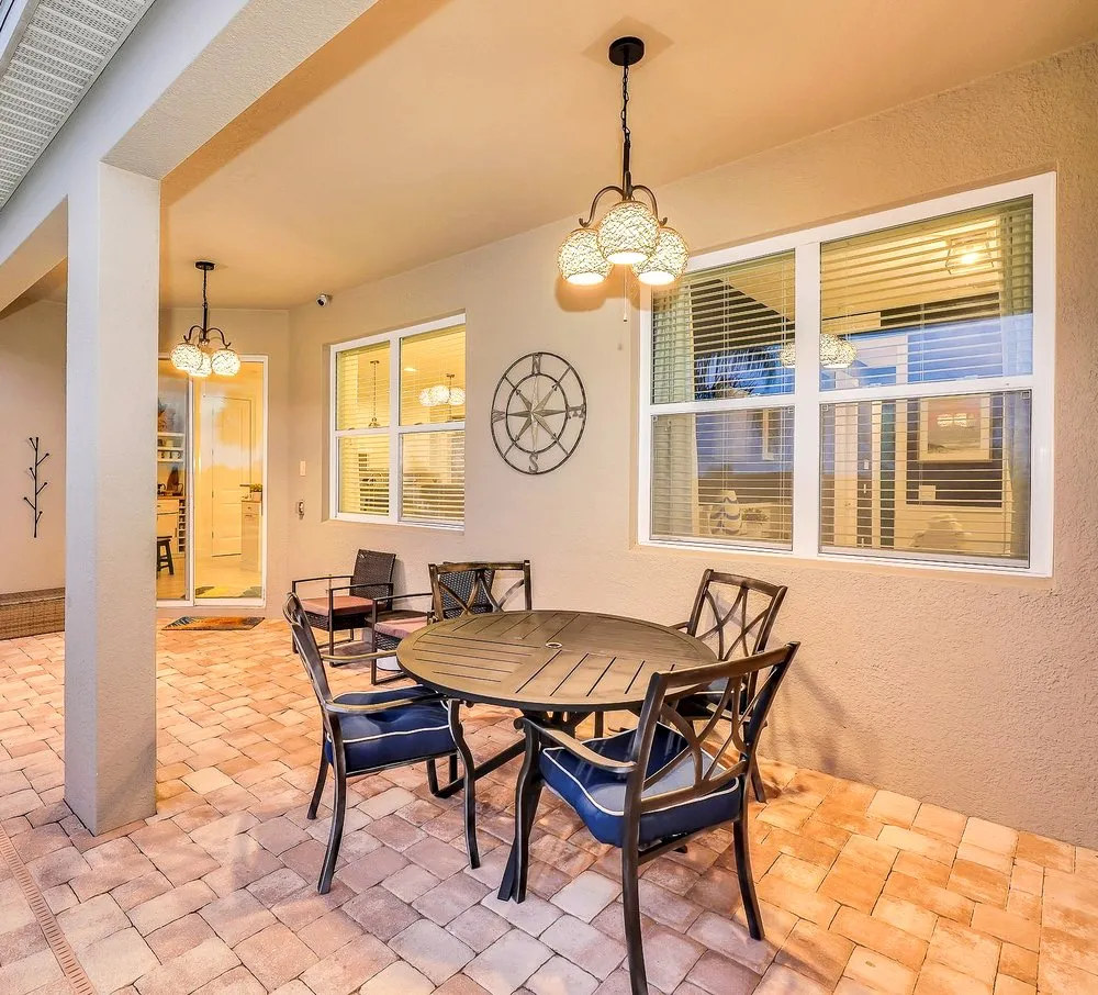 Slide of H&M Electrical Wiring Pro