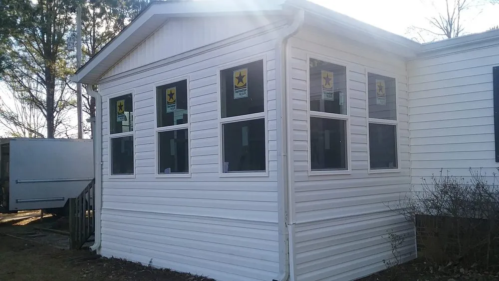 Slide of HM Handyman Services