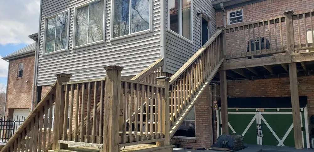 Slide of HM Handyman Services