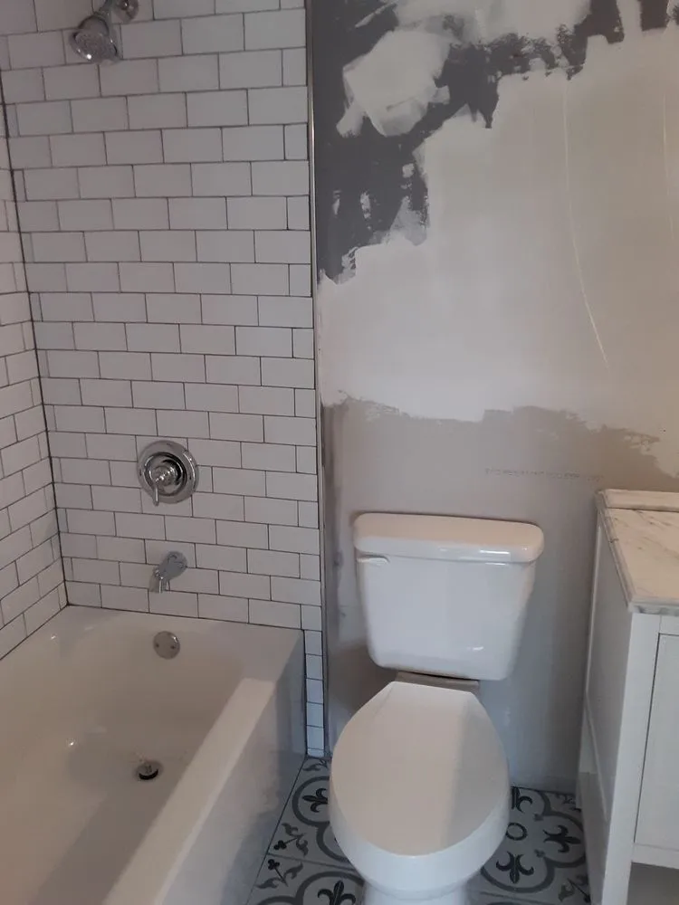 Reliable emergency electrical service experts serving ,  - Hobbs remodels