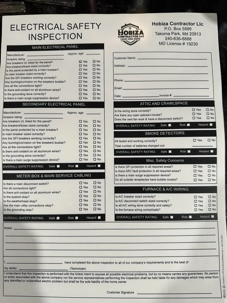 Professional electrician providing circuit breaker repair in , 