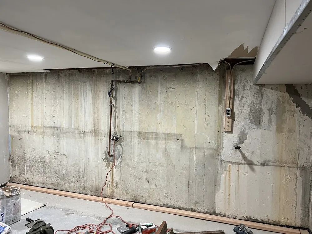 Slide of Hobiza Contractor