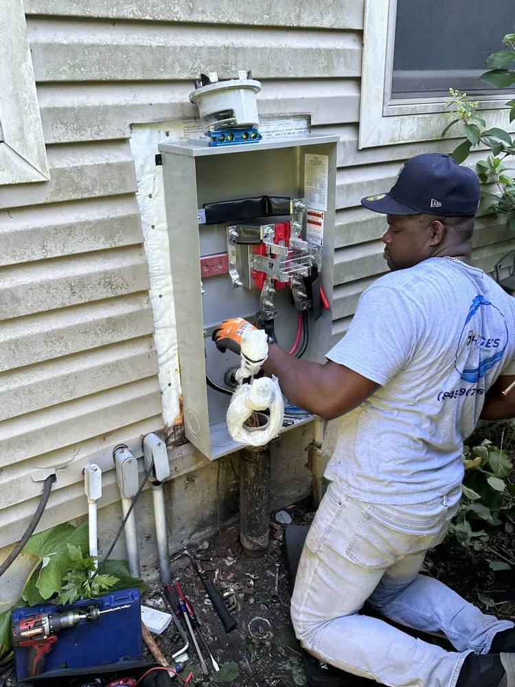 Slide of Hodge's Electrical