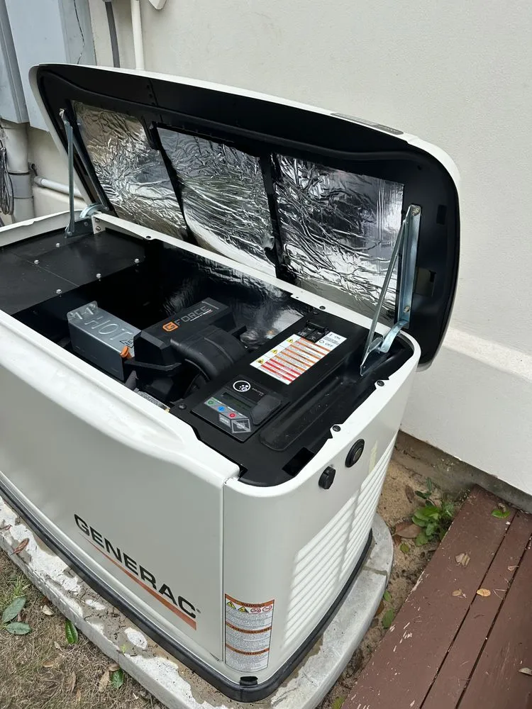 Slide of Holeshot Electric