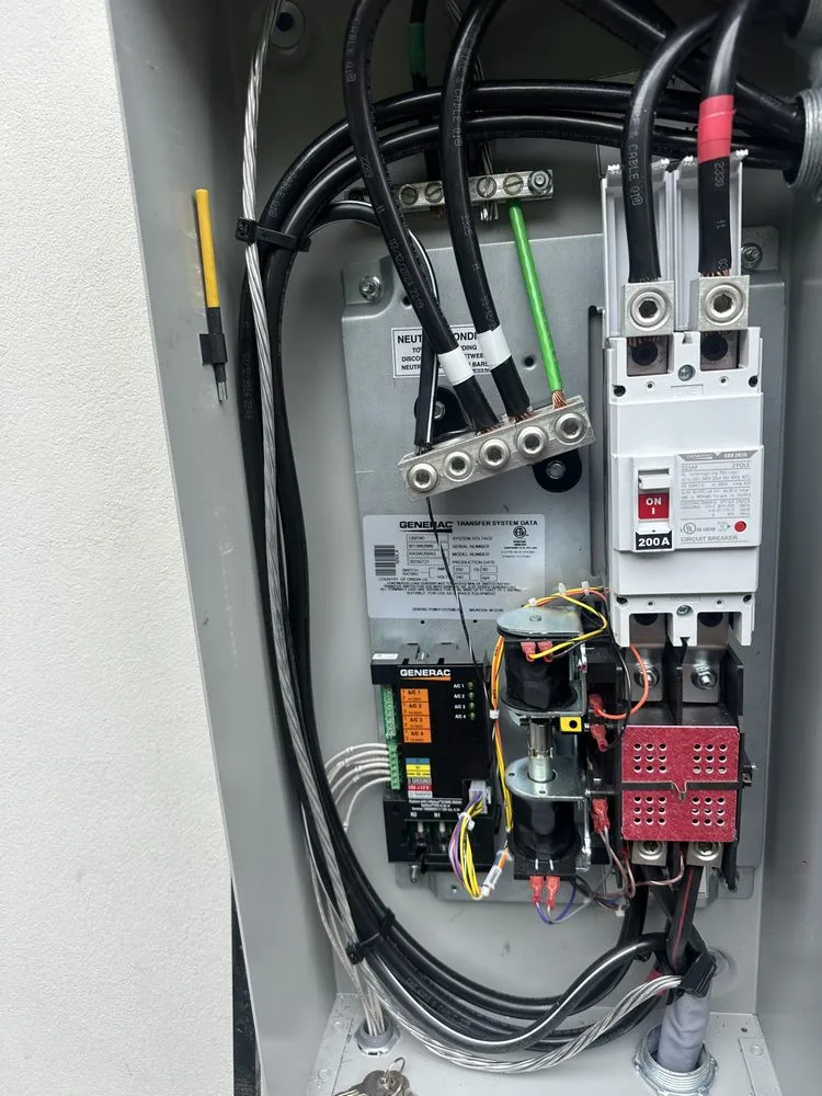 Slide of Holeshot Electric