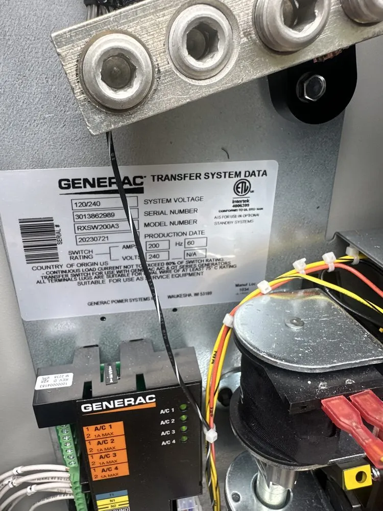 Slide of Holeshot Electric