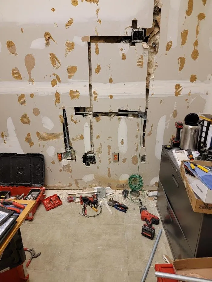 Slide of Hollander Home Improvements