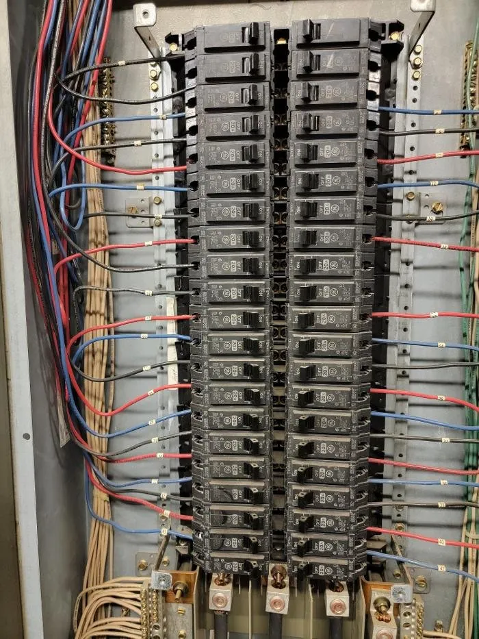 Slide of Hollander Home Improvements