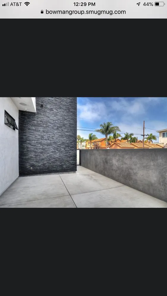 Emergency electrician providing panel upgrade in Long Beach, CA - Hollander Homes