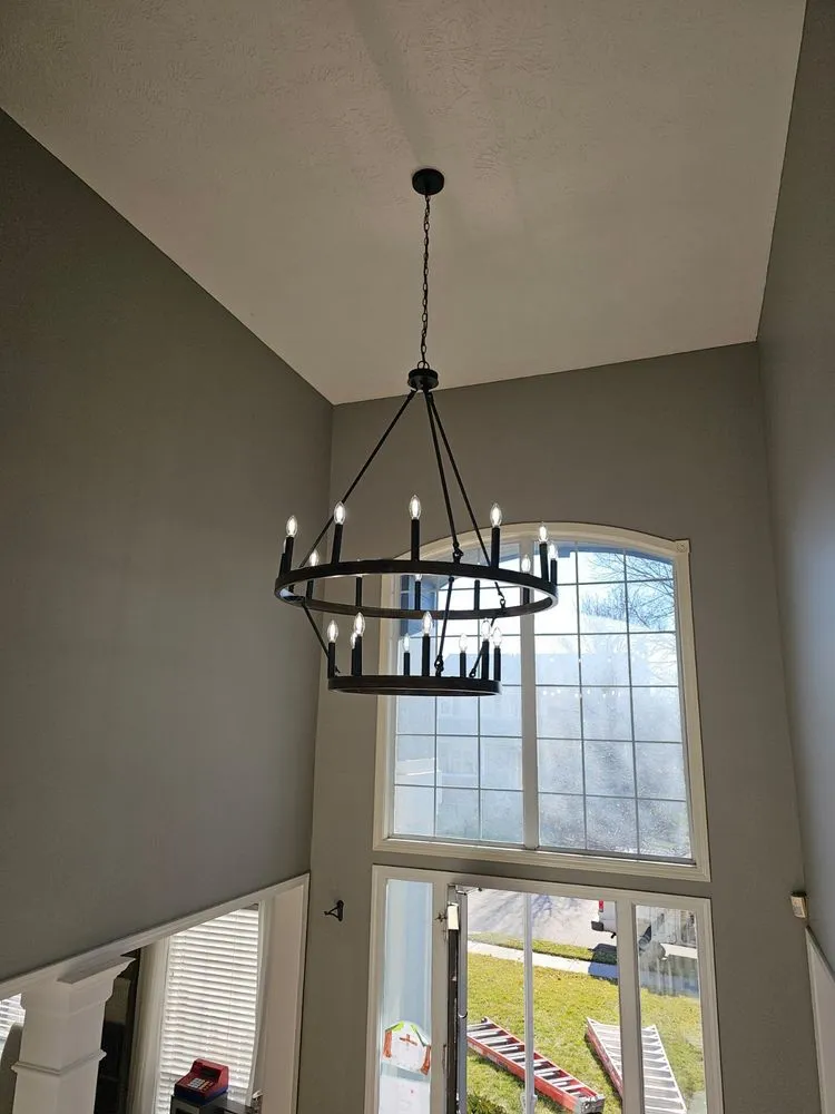 Slide of Hollywood Hills West Electricians