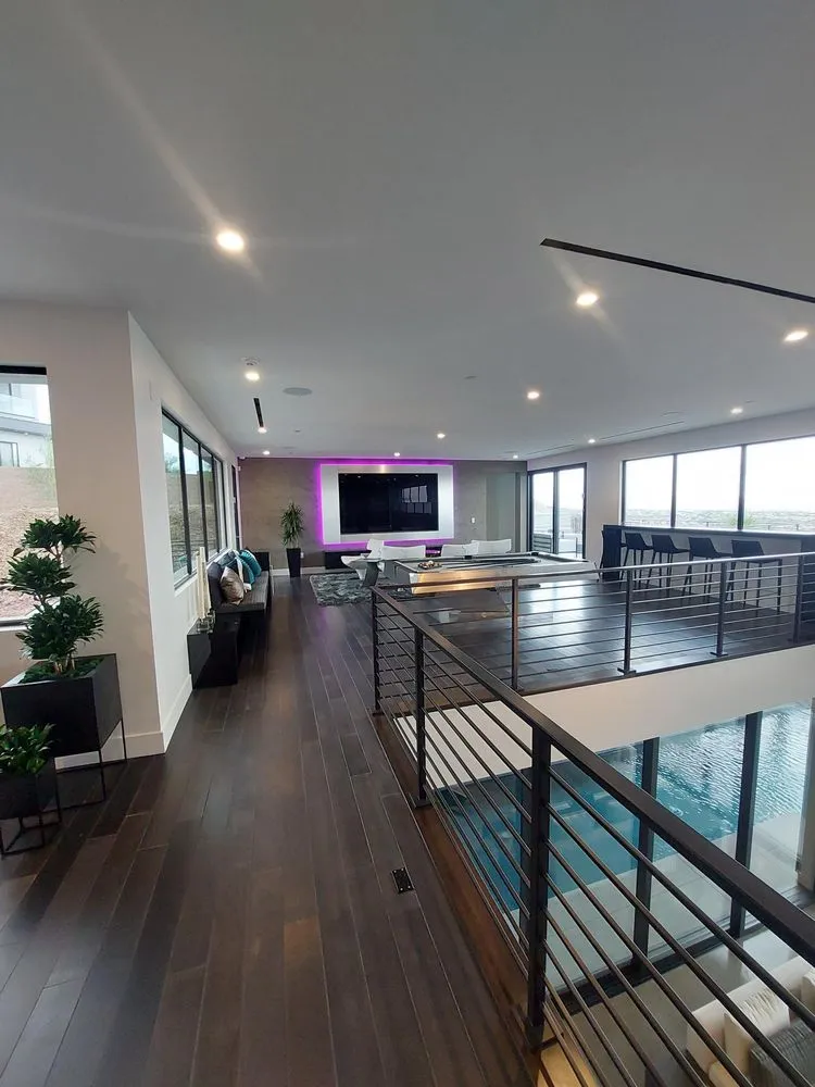 Slide of Holm Electric