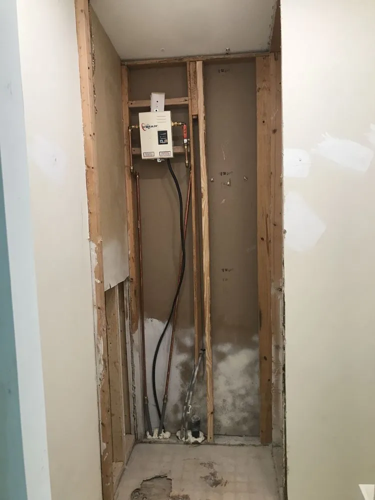 Slide of Home AAA Repairs