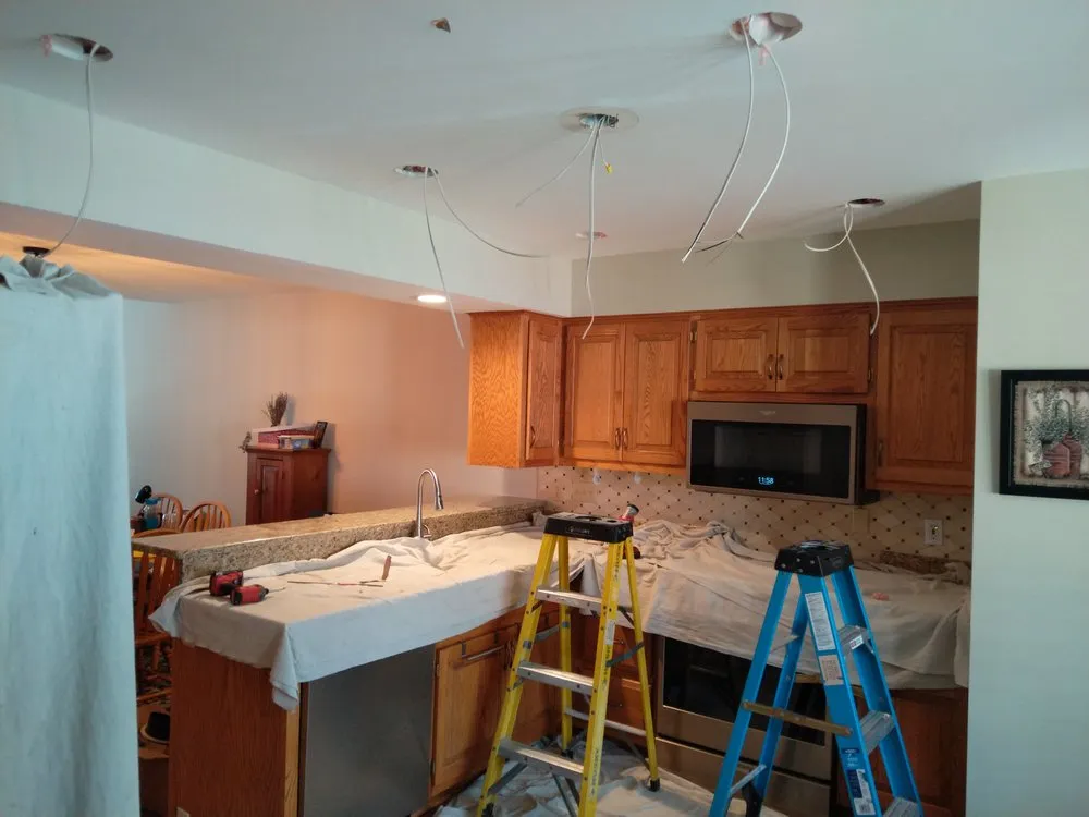 Expert electrician providing lighting installation in , 