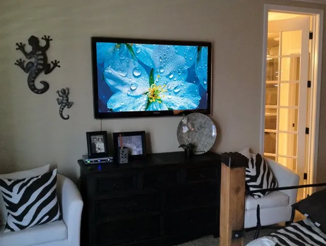 Slide of Home Entertainment Experts