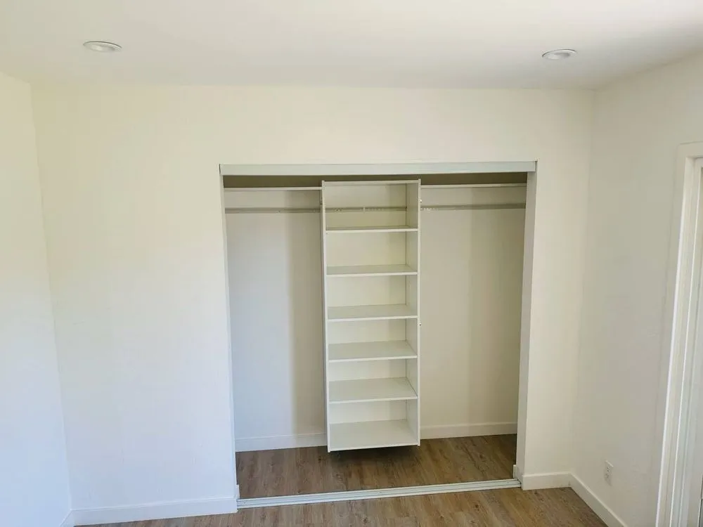 Emergency electrical repair in ,  by Home Hero Handyman Service