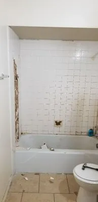 Home Improvement Service Logo