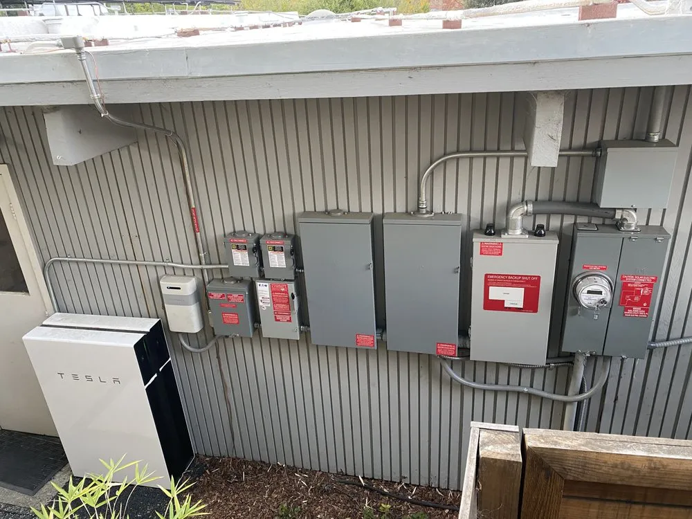 Professional electrical repair service in ,  - Home Networks, Electric & Solar, Inc.