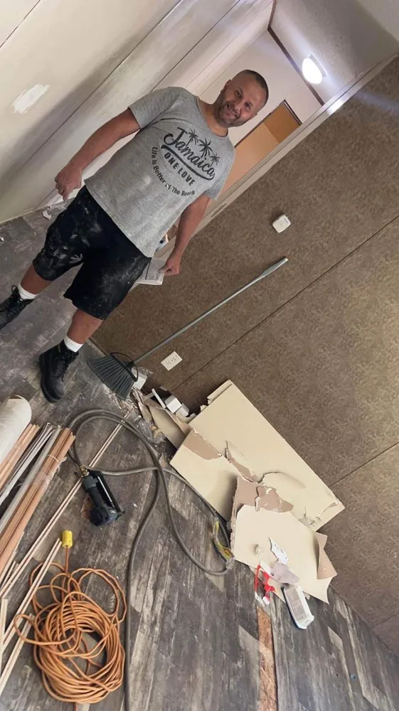 Slide of Home Repair Handyman Specialist