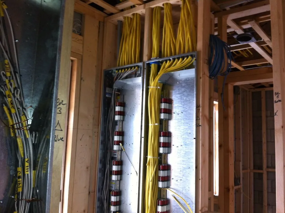 Licensed electrical repair in ,  by Home Run Electric