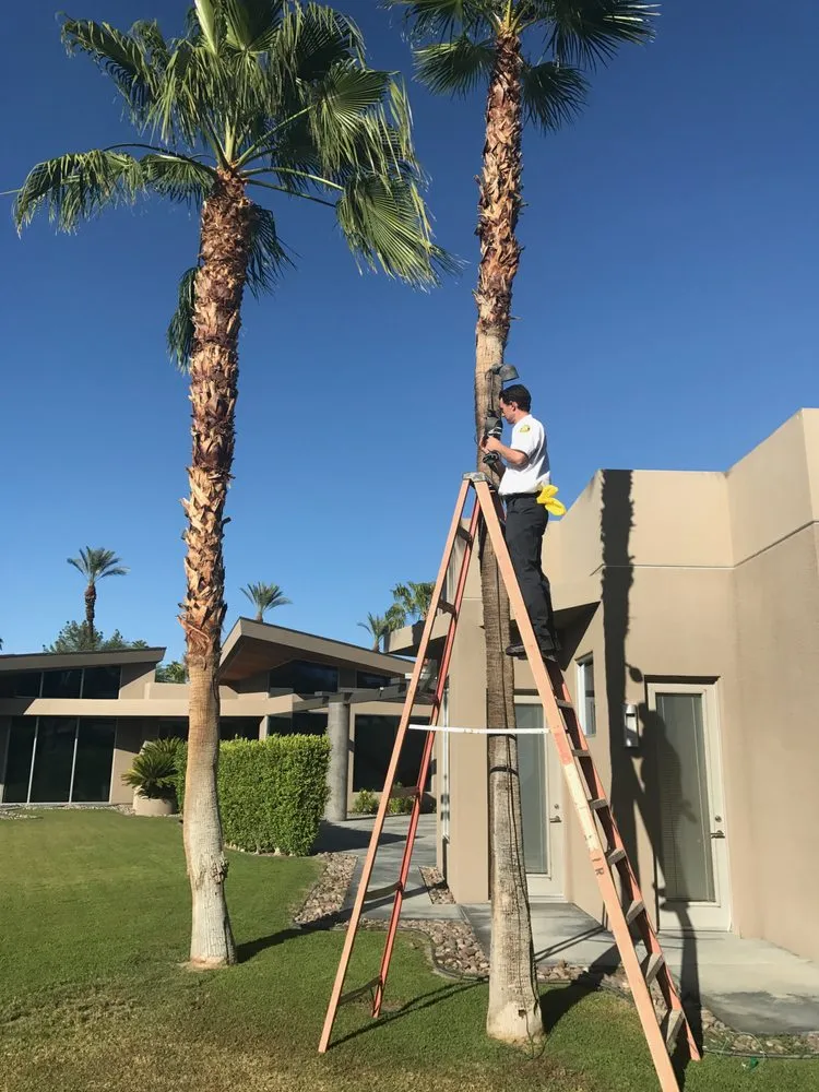 Licensed outlet and switch repair experts serving ,  - Home Team Electric