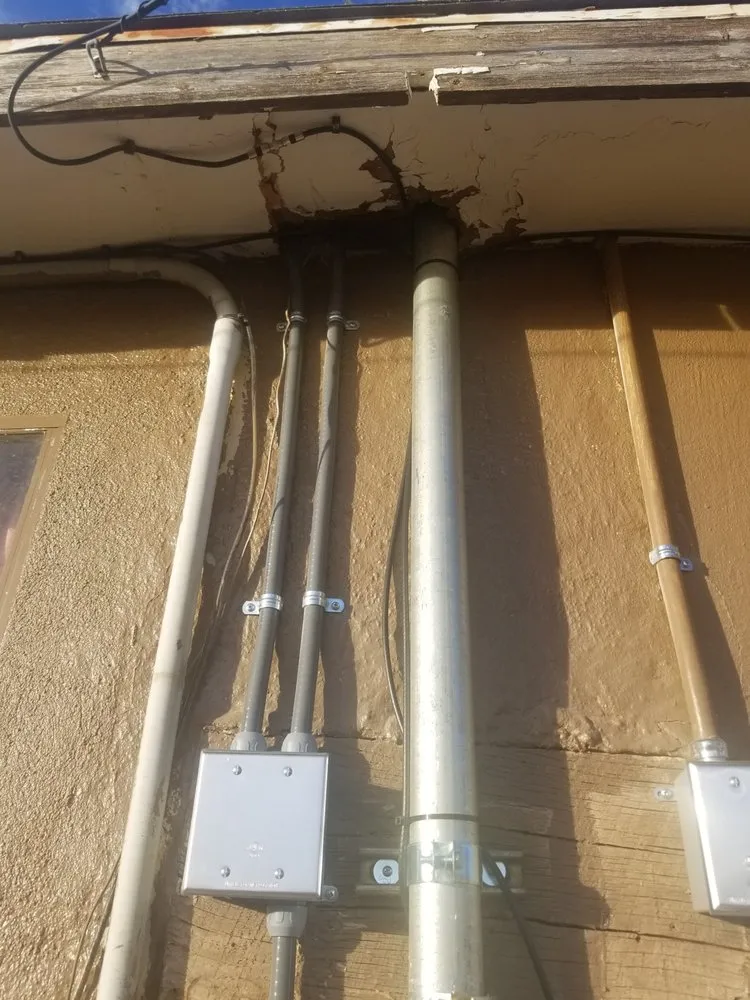 Slide of HOMETECH SERVICES