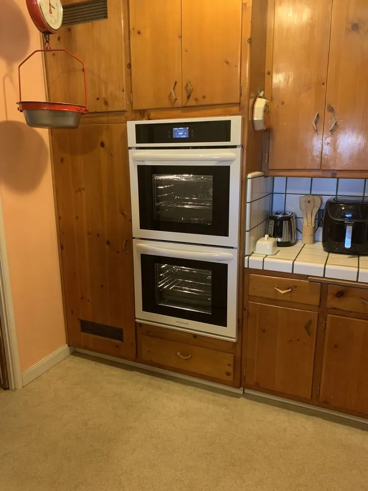 Slide of Hometown Electric