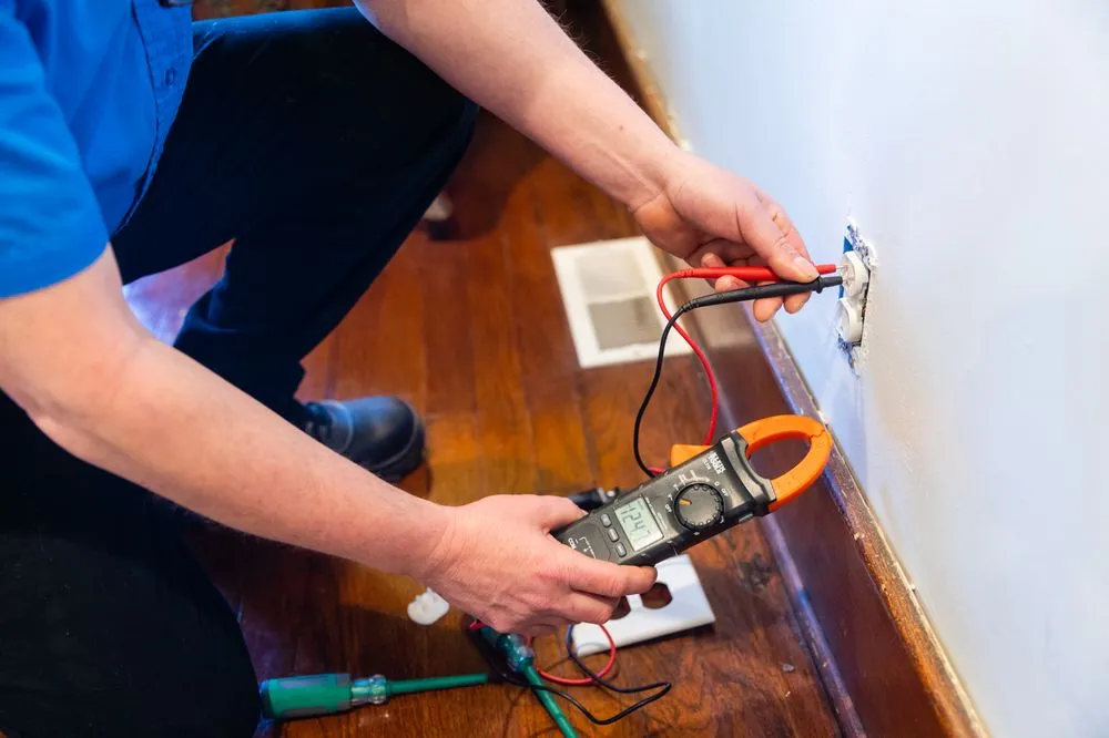 Slide of Hometown Electrical Doctor