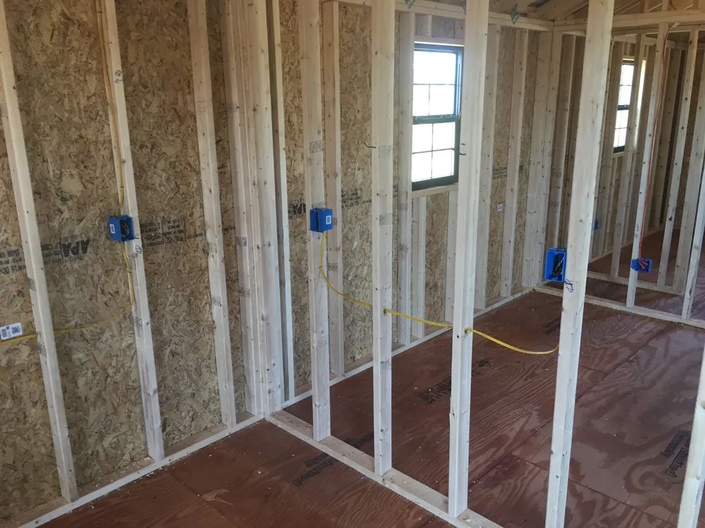 Slide of Hometown Electrical