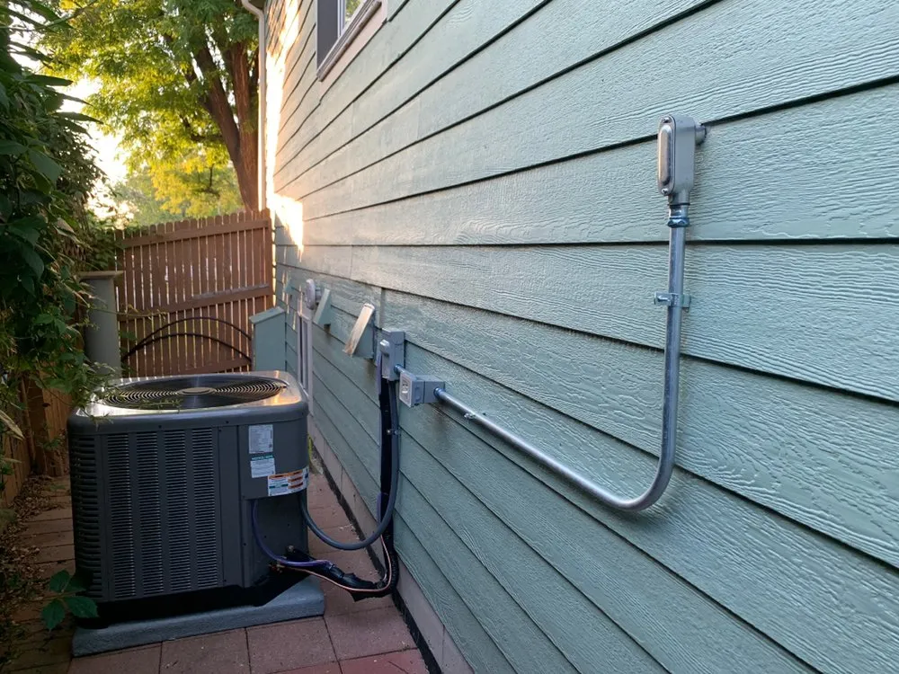 Slide of Hometown Electrical Services