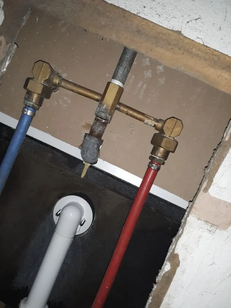 Slide of HOMEWORKS Plumbing and Remodeling