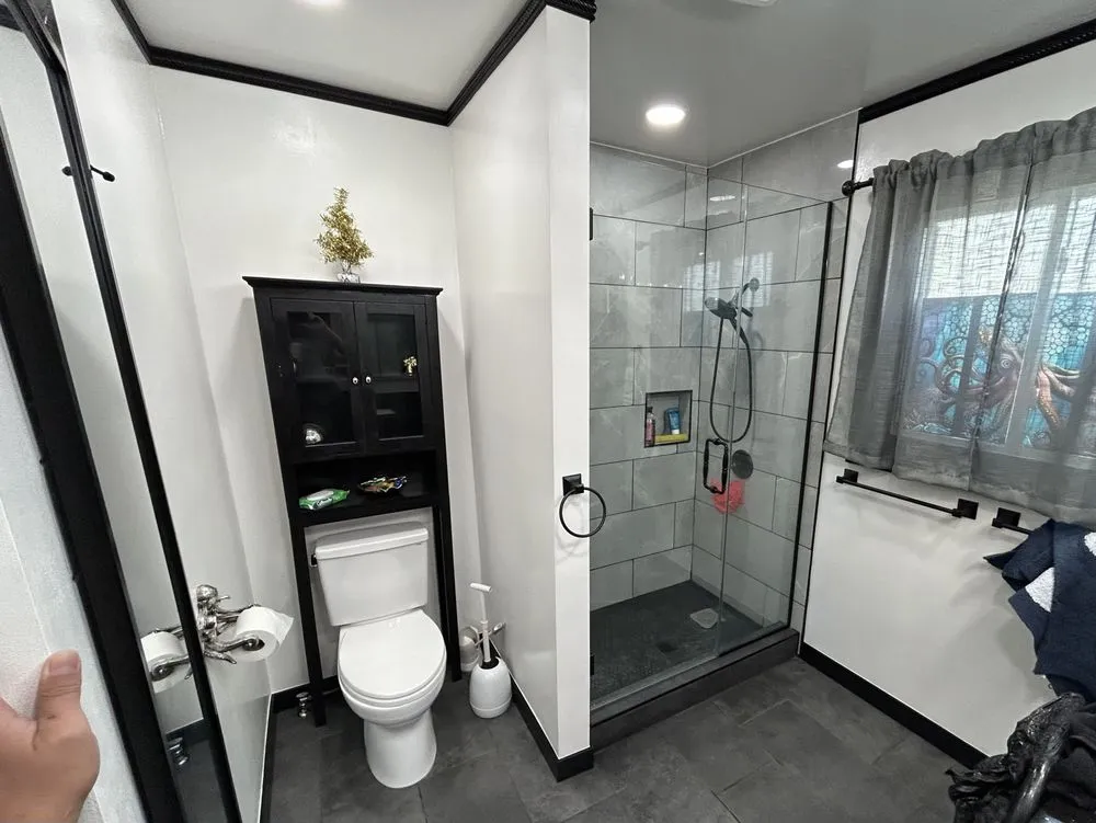 Slide of Homie Construction