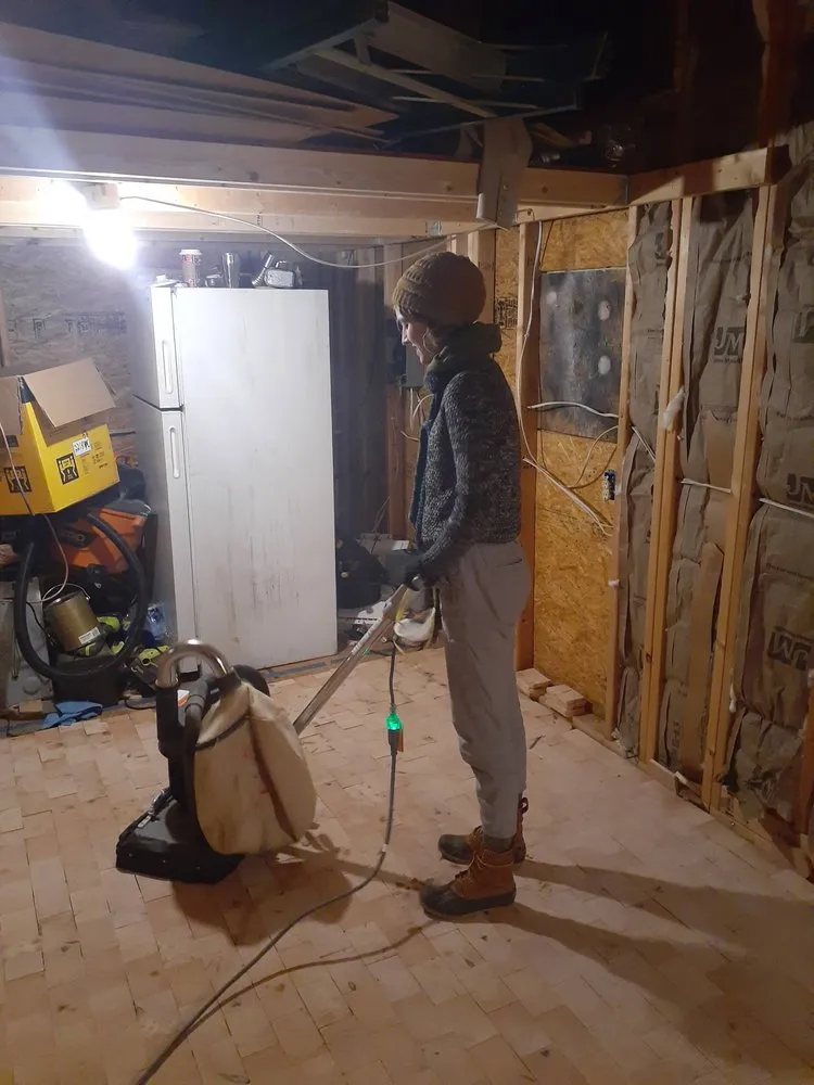 Slide of Honest Thomas Handyman Services