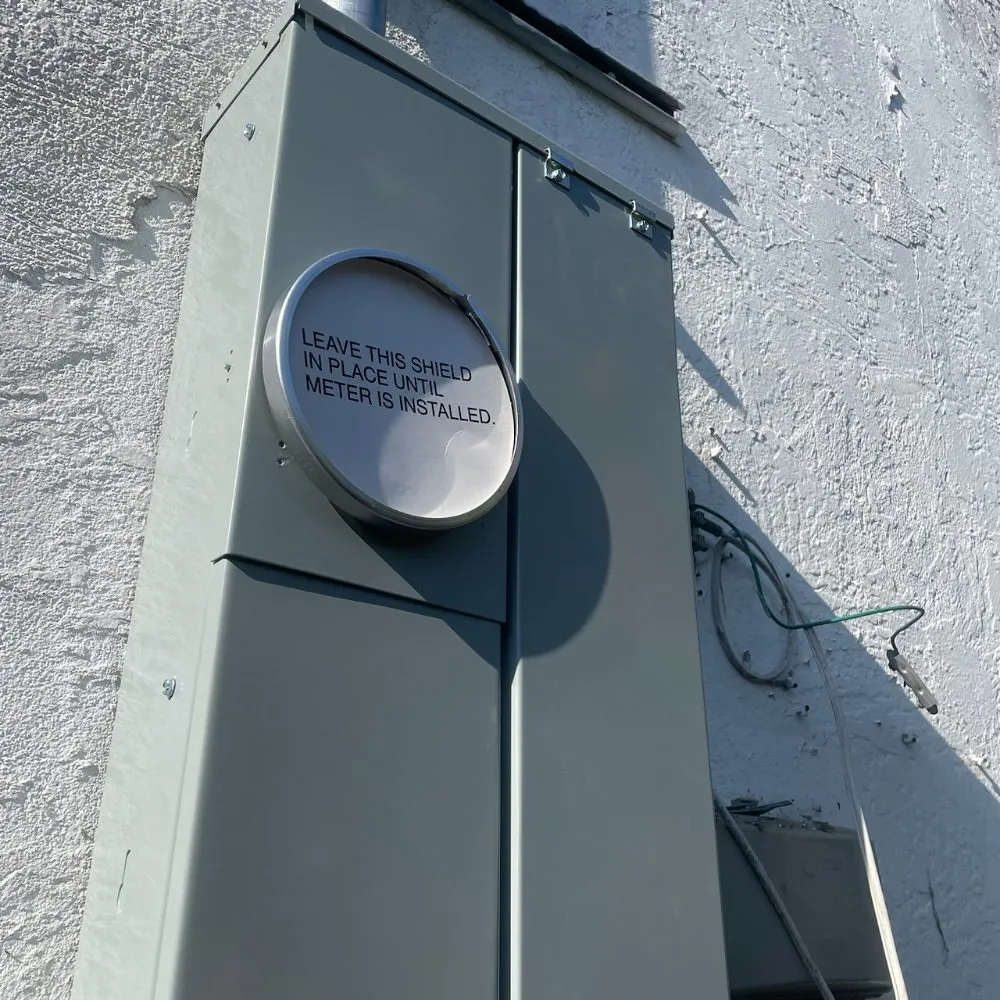 Professional circuit breaker repair in City Ranch, CA by Honey Bee Electric