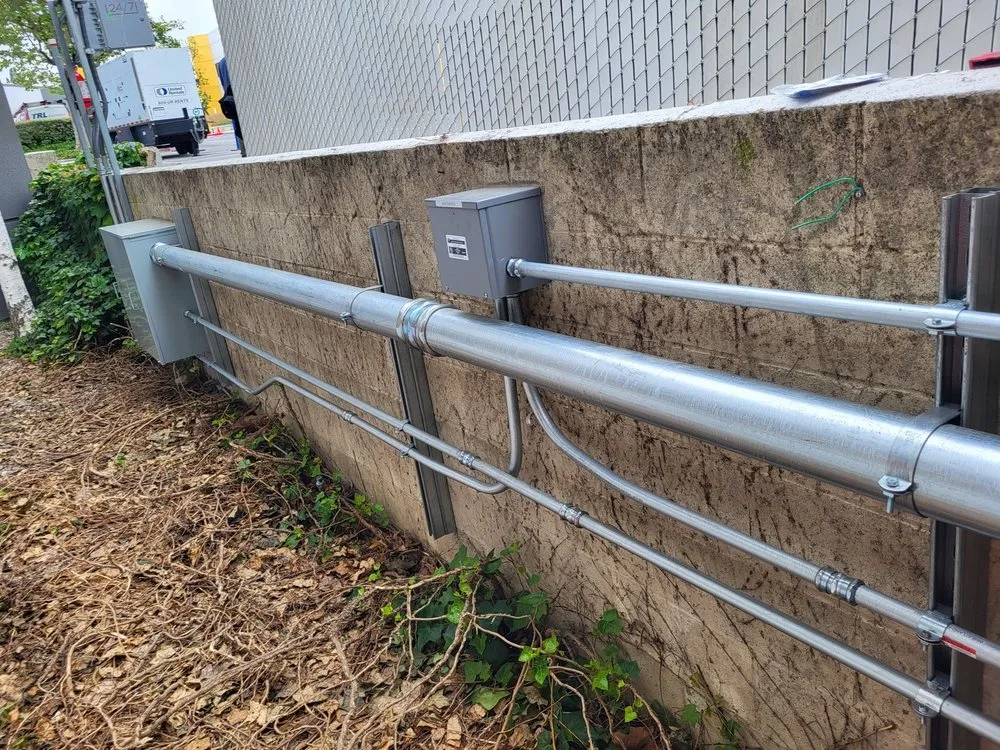 Certified electrician providing circuit breaker repair in City Ranch, CA - Honey Bee Electric