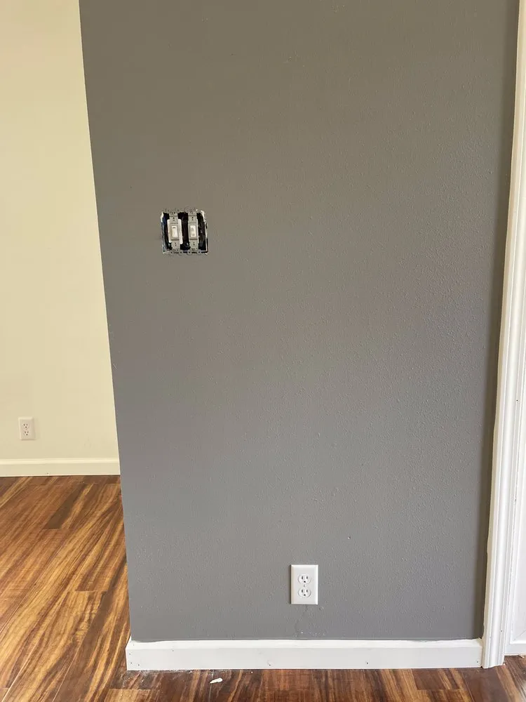 Slide of Honolulu Electricians Crew