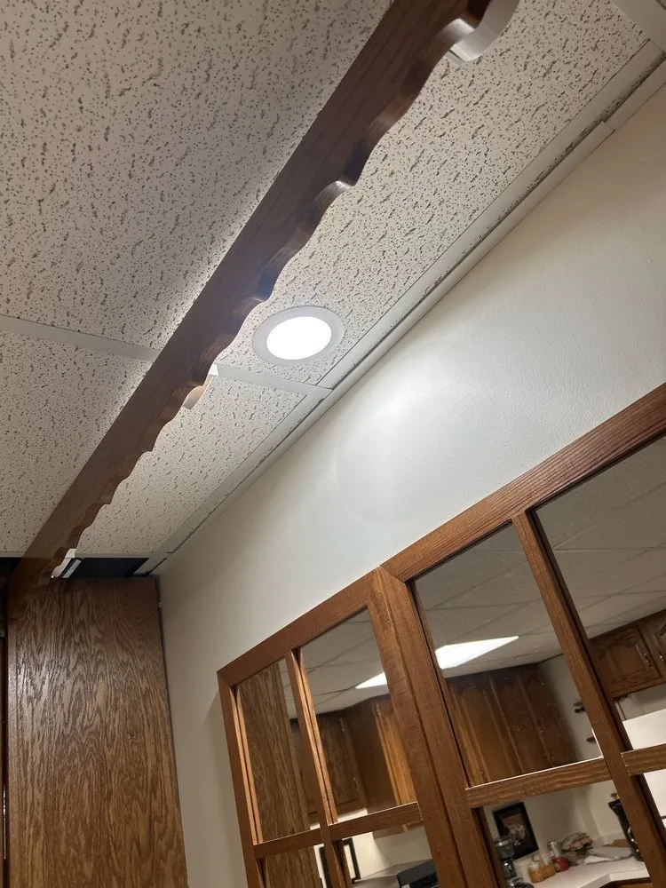 Slide of Hooks Electric