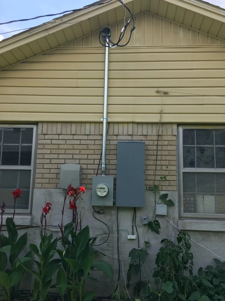 Slide of Hop2It Electrical