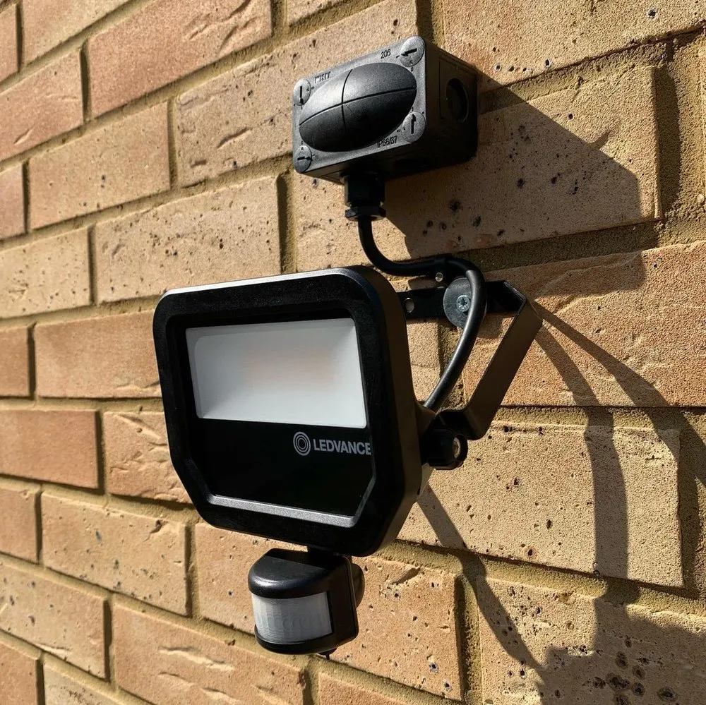 Slide of Hopeful Electrical