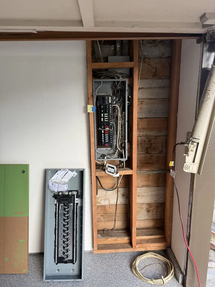 Slide of Hopster Electric