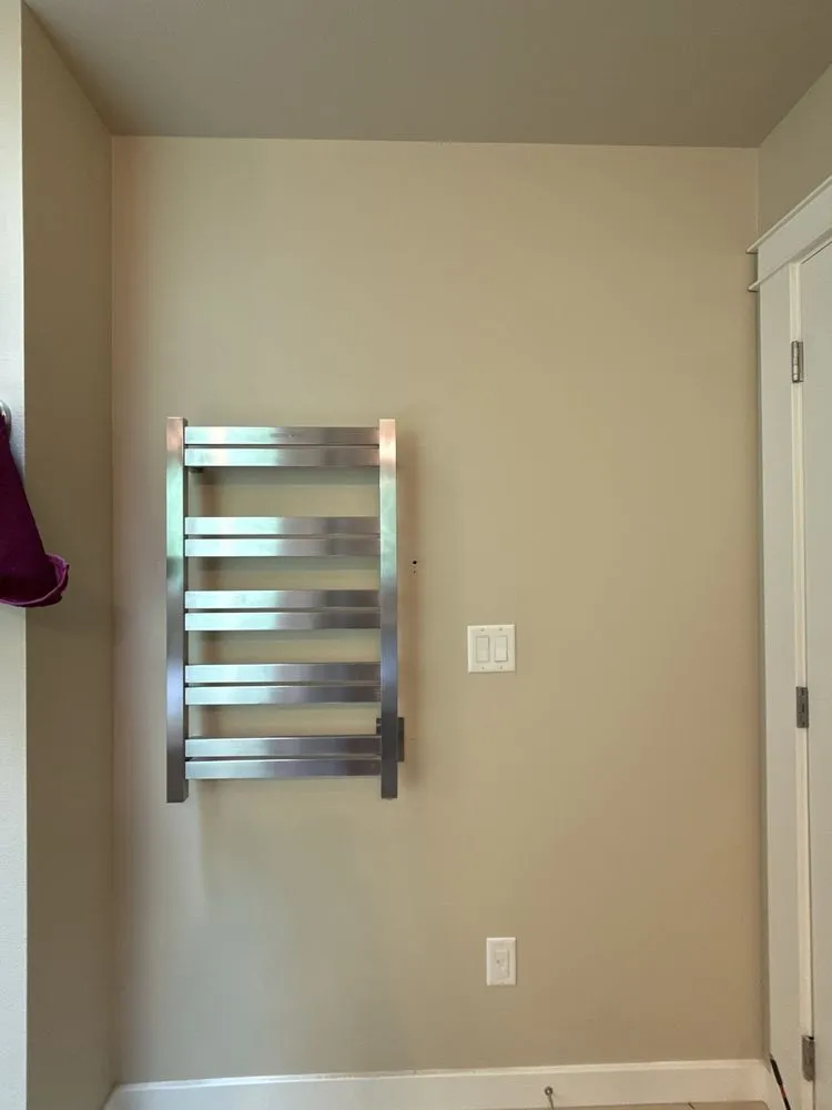 Slide of Hopster Electric