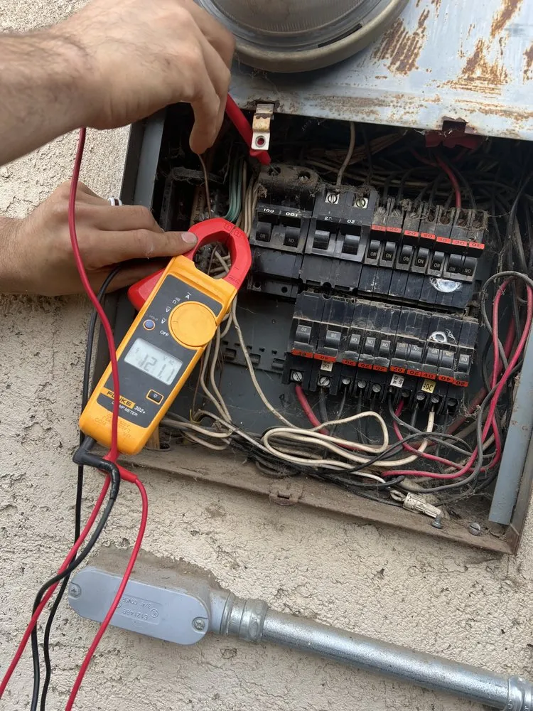 Slide of Horizon Electric