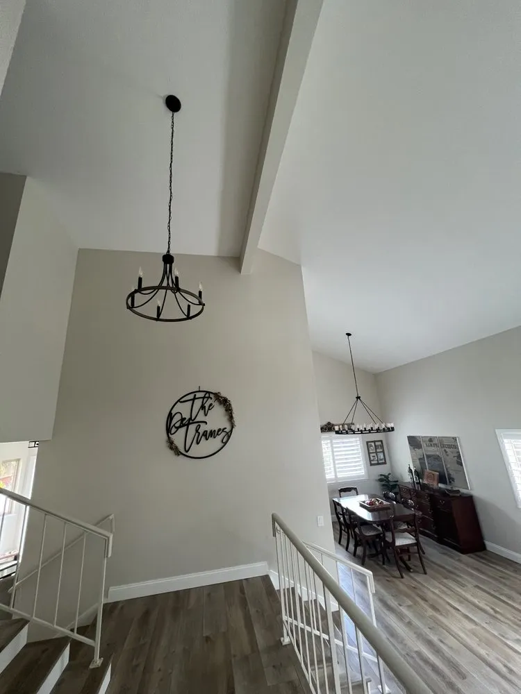 Slide of Hornet Electric