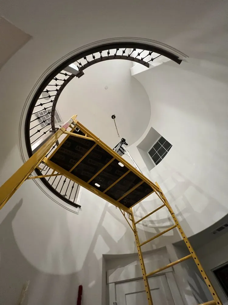 Slide of Hornet Electric