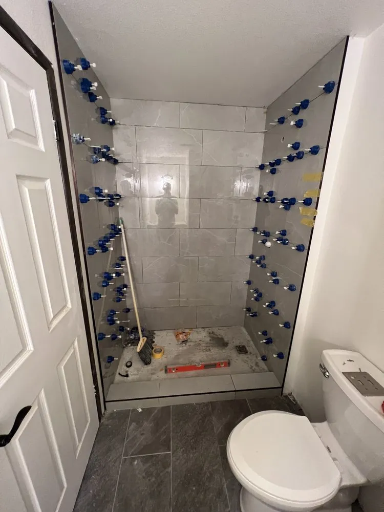 Slide of Hoskins Construction