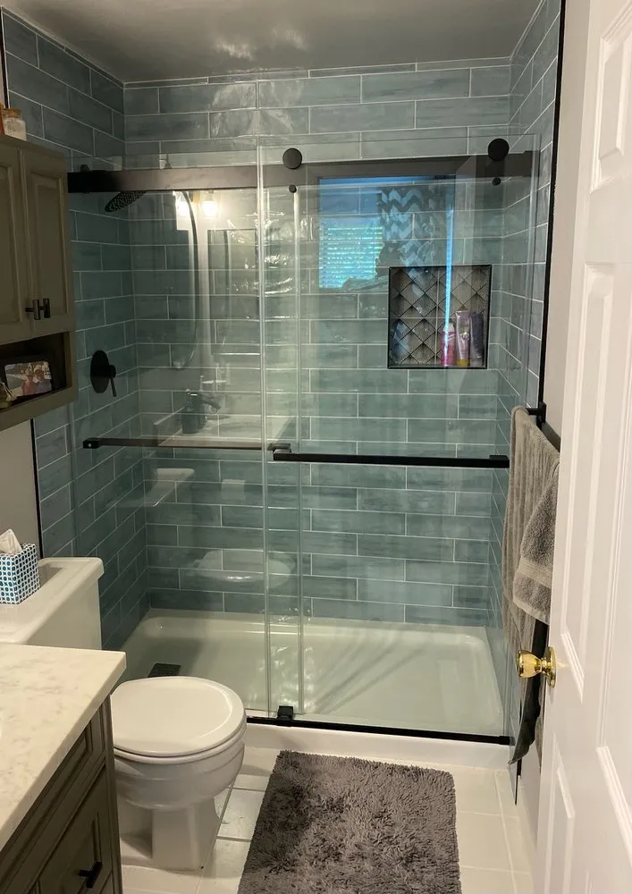 Slide of Hoskins Construction