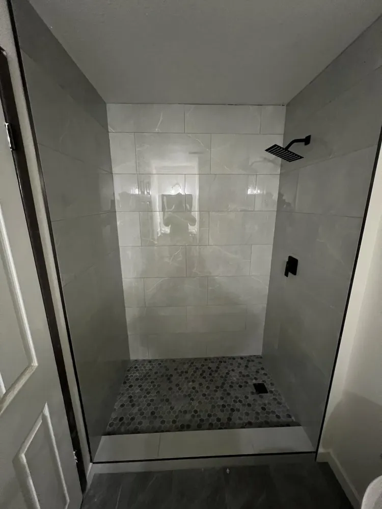 Slide of Hoskins Construction