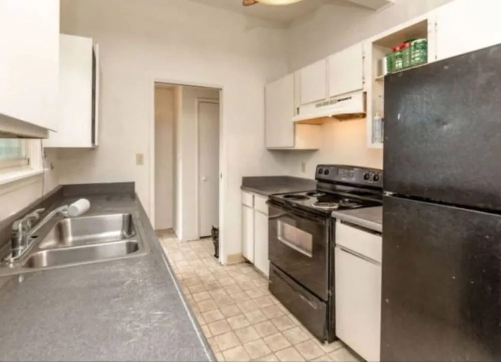 Slide of Hoskins Construction